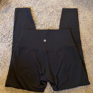 Lululemon align 25” leggings. GUC. Size 6.